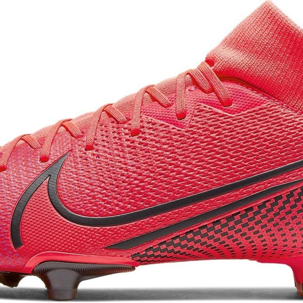 Brand New Nike Mercurial Superfly 7 Academy